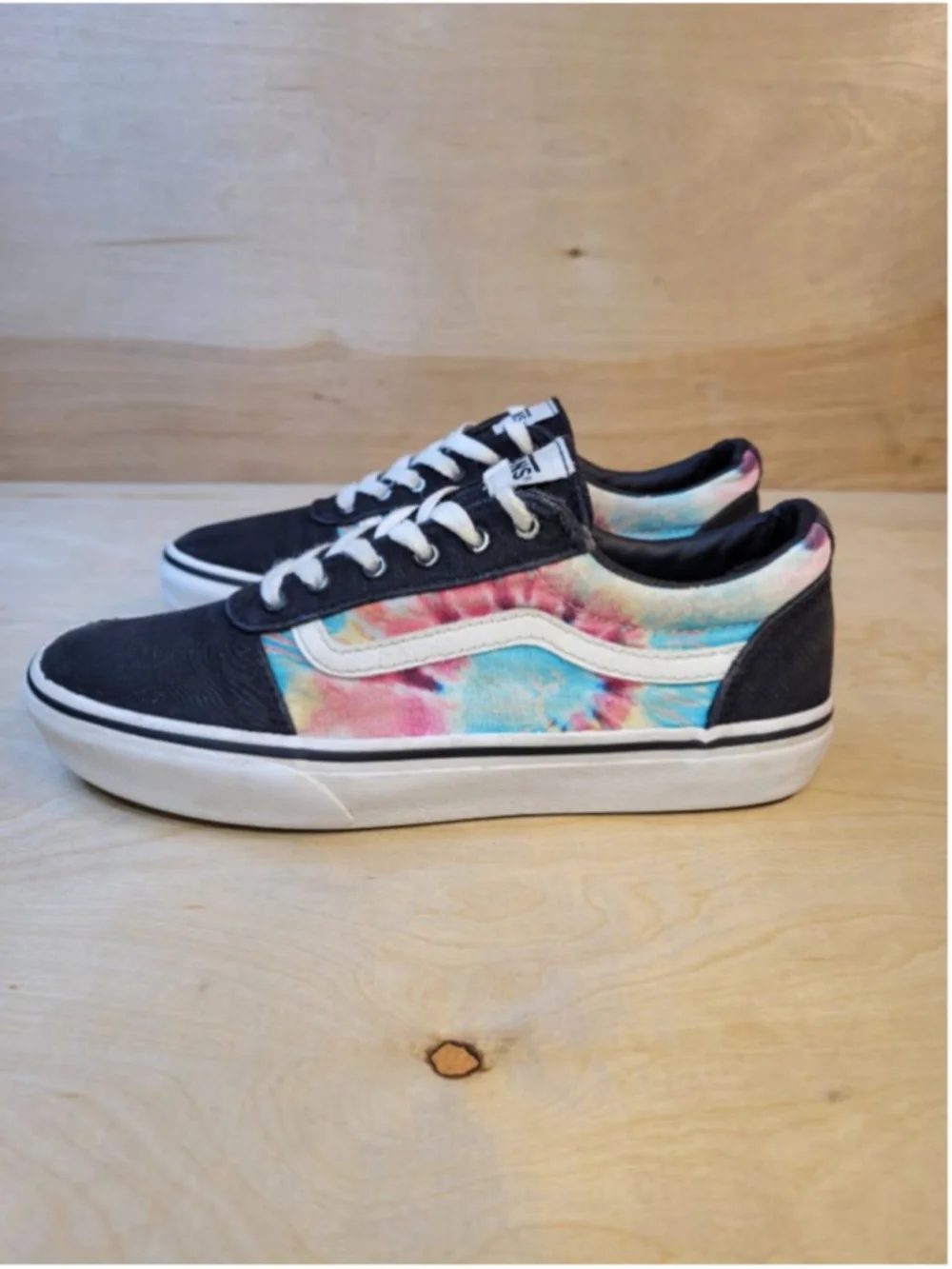 Vans Junior Old Skool Spiral Tie-dye Canvas Kids Size 4 Youth Sneakers